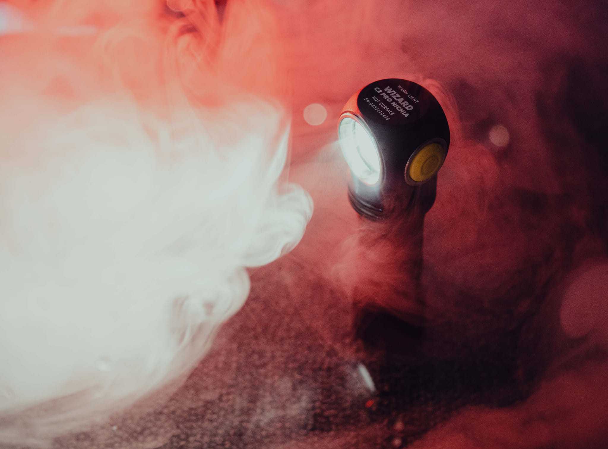 Latarka czołowa Armytek Wizard C2 Pro NICHIA USB - warm